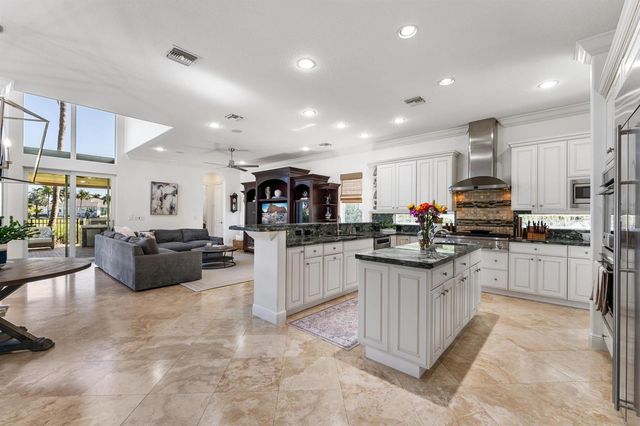 432 Savoie Drive, Palm Beach Gardens, FL 33410