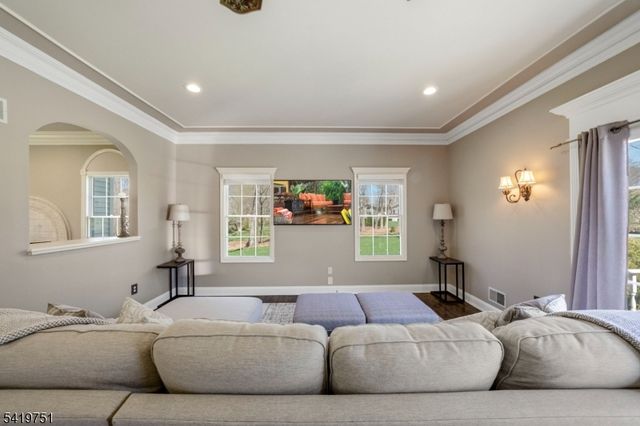 28 Woodshire Ter, Montville Twp., NJ 07082