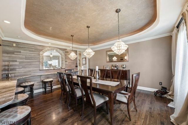 28 Woodshire Ter, Montville Twp., NJ 07082