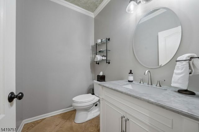 28 Woodshire Ter, Montville Twp., NJ 07082