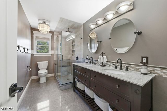 28 Woodshire Ter, Montville Twp., NJ 07082