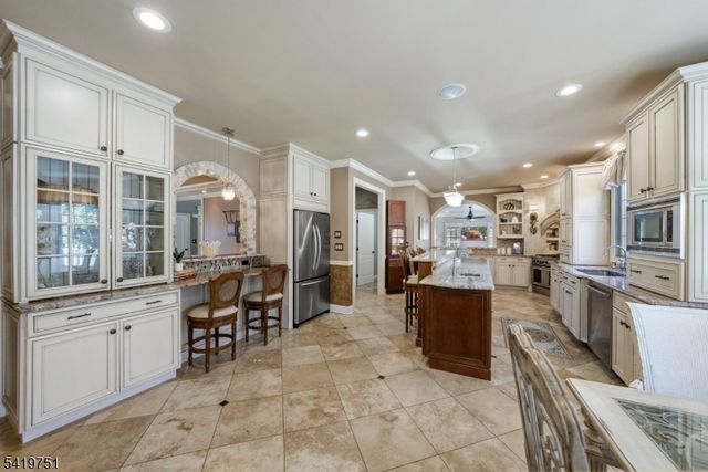 28 Woodshire Ter, Montville Twp., NJ 07082