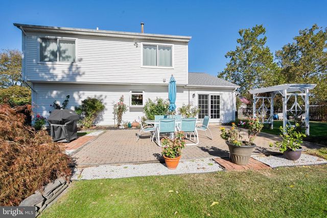 29 LIBERTY DR, Dayton, NJ 08810