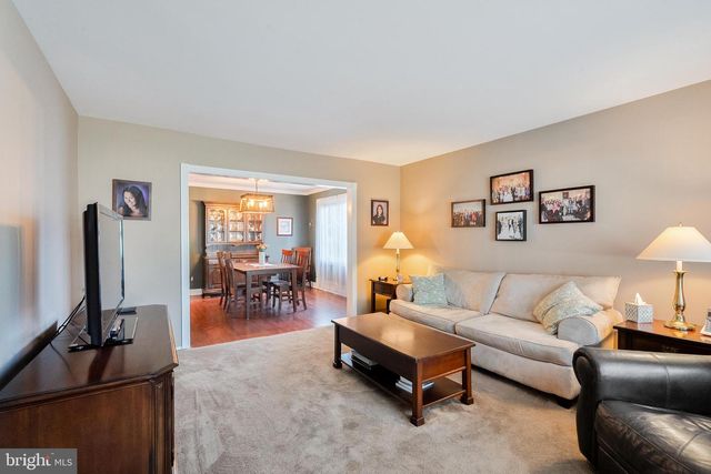 29 LIBERTY DR, Dayton, NJ 08810