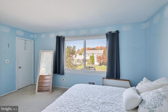 29 LIBERTY DR, Dayton, NJ 08810