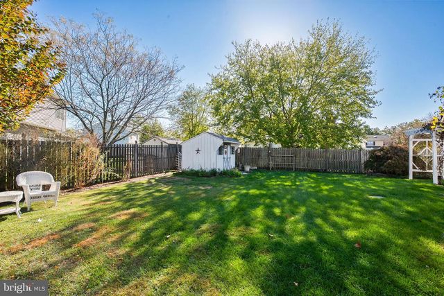 29 LIBERTY DR, Dayton, NJ 08810