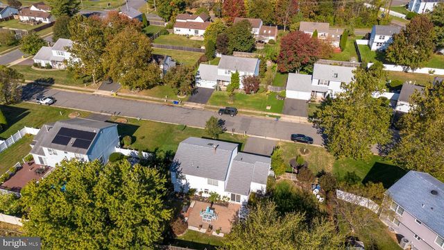 29 LIBERTY DR, Dayton, NJ 08810