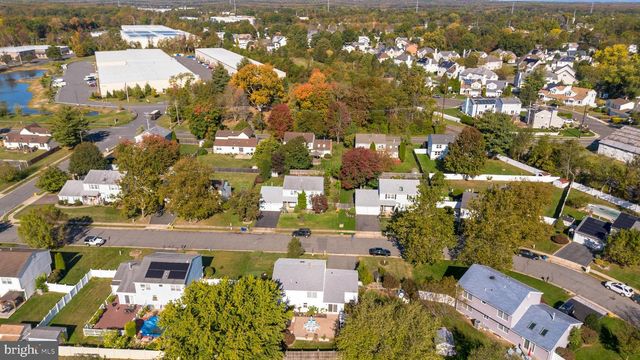 29 LIBERTY DR, Dayton, NJ 08810