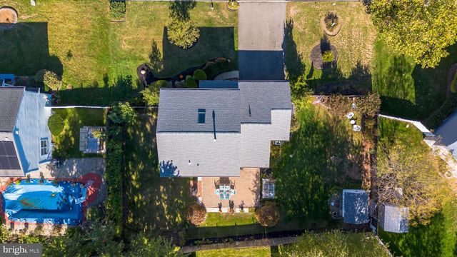 29 LIBERTY DR, Dayton, NJ 08810