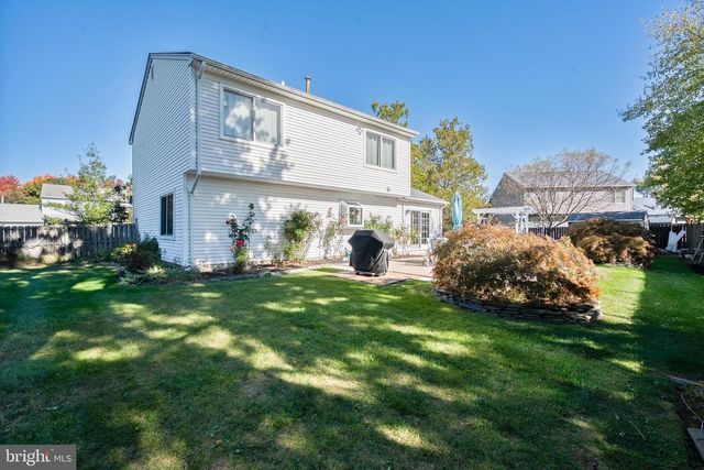 29 LIBERTY DR, Dayton, NJ 08810