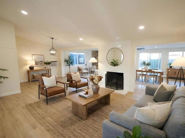 2567 Monette Drive A, San Diego, CA 92123