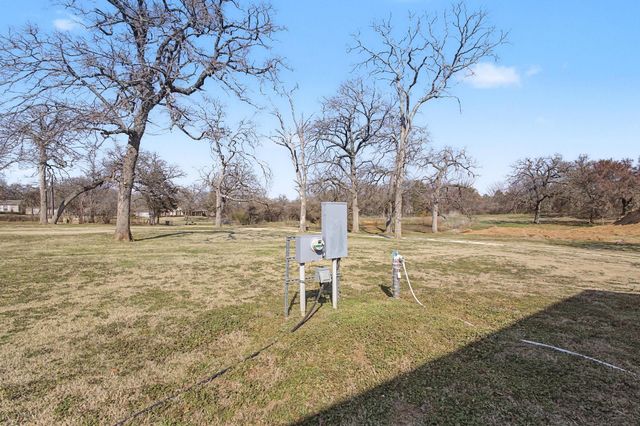 5020 E Fm 120, Denison, TX 75021