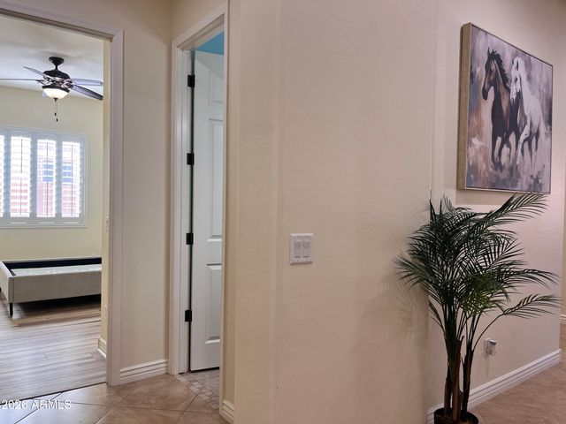 2208 E INDIAN WELLS Drive, Gilbert, AZ 85298