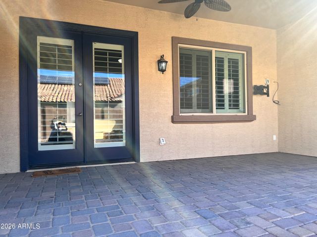 2208 E INDIAN WELLS Drive, Gilbert, AZ 85298