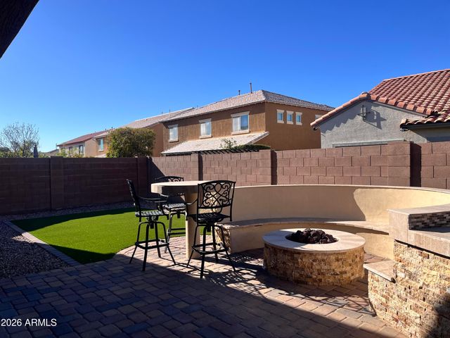 2208 E INDIAN WELLS Drive, Gilbert, AZ 85298