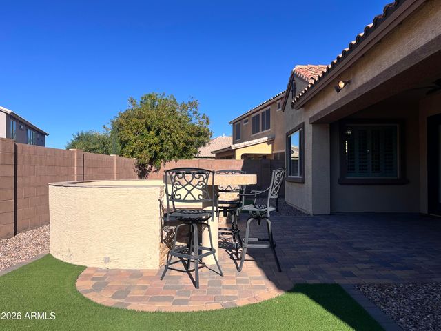 2208 E INDIAN WELLS Drive, Gilbert, AZ 85298