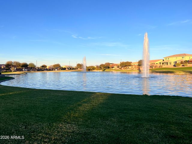 2208 E INDIAN WELLS Drive, Gilbert, AZ 85298