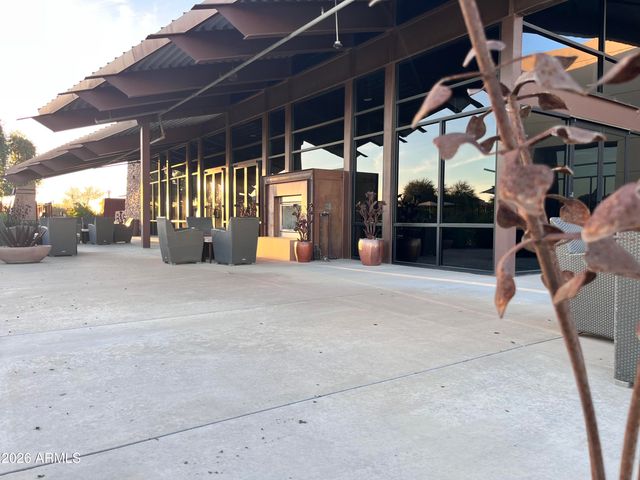 2208 E INDIAN WELLS Drive, Gilbert, AZ 85298