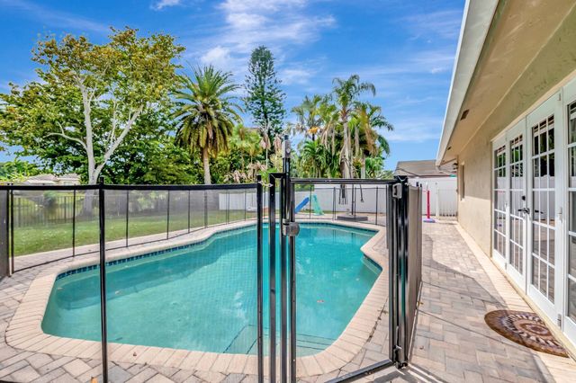 9680 Lancaster Place, Boca Raton, FL 33434