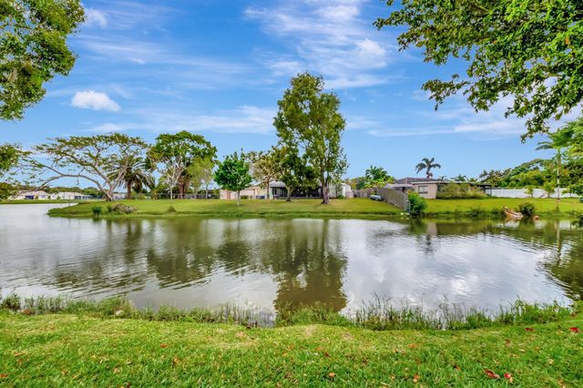 9680 Lancaster Place, Boca Raton, FL 33434