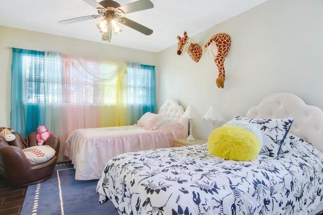 19185 SE Homewood Avenue, Jupiter, FL 33469