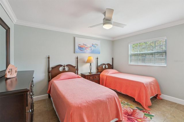 5916 OAKHURST DRIVE, Seminole, FL 33772