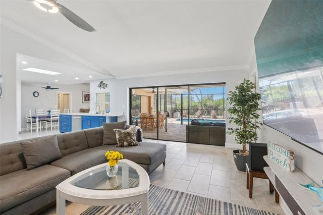 5916 OAKHURST DRIVE, Seminole, FL 33772