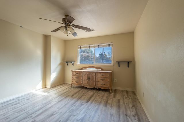 10042 Edgecove Drive, Dallas, TX 75238