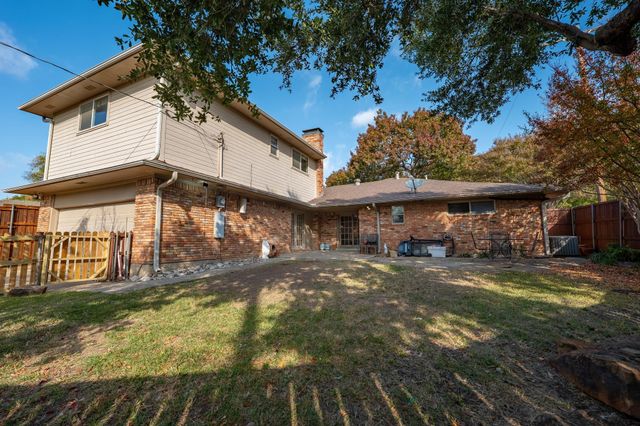 10042 Edgecove Drive, Dallas, TX 75238