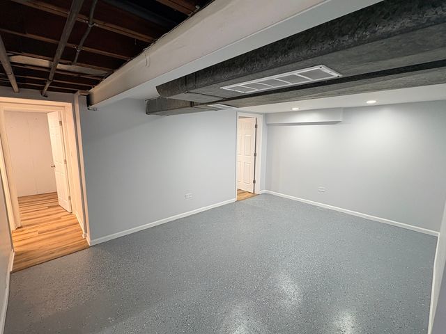 8660 Frontage Road, Morton Grove, IL 60053