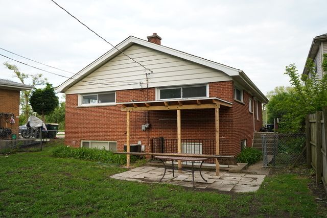 8660 Frontage Road, Morton Grove, IL 60053