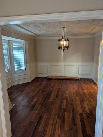 1729 W Spruce Avenue, Fresno, CA 93711