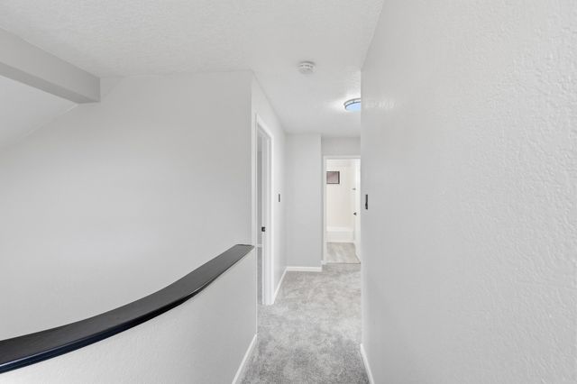 7628 Oakland Avenue NE, Albuquerque, NM 87122