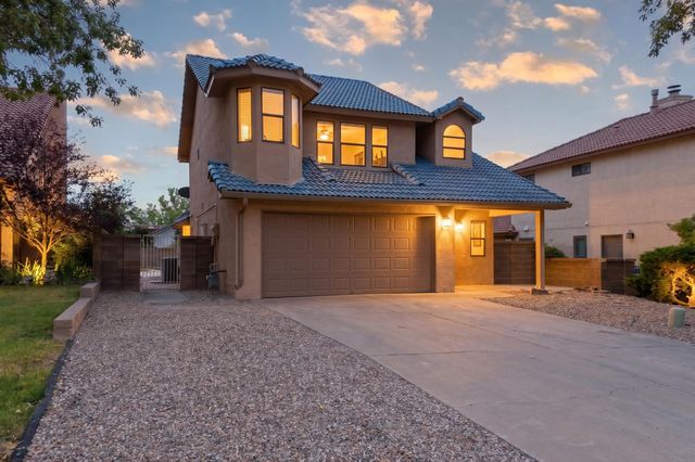 7628 Oakland Avenue NE, Albuquerque, NM 87122