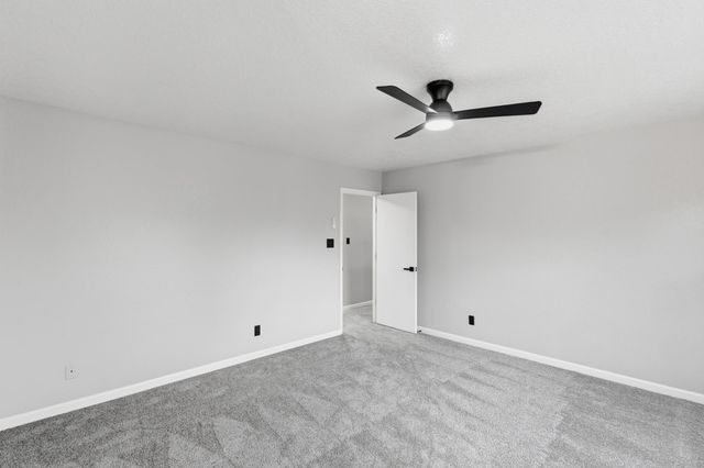 7628 Oakland Avenue NE, Albuquerque, NM 87122