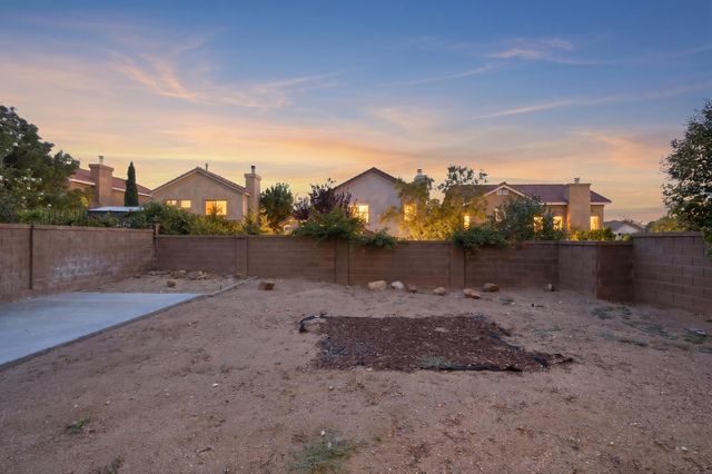 7628 Oakland Avenue NE, Albuquerque, NM 87122