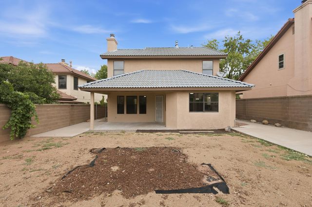 7628 Oakland Avenue NE, Albuquerque, NM 87122