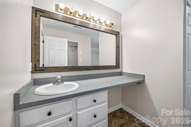 1560 Hunt Club Court, Rock Hill, SC 29732