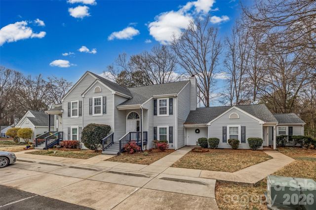 1560 Hunt Club Court, Rock Hill, SC 29732