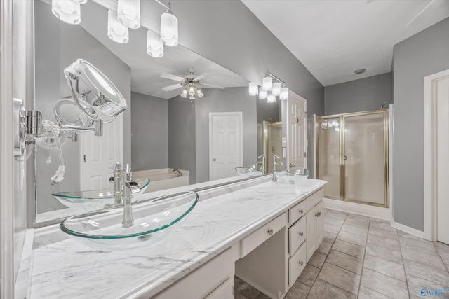 2011 Shady Grove Lane, Decatur, AL 35603