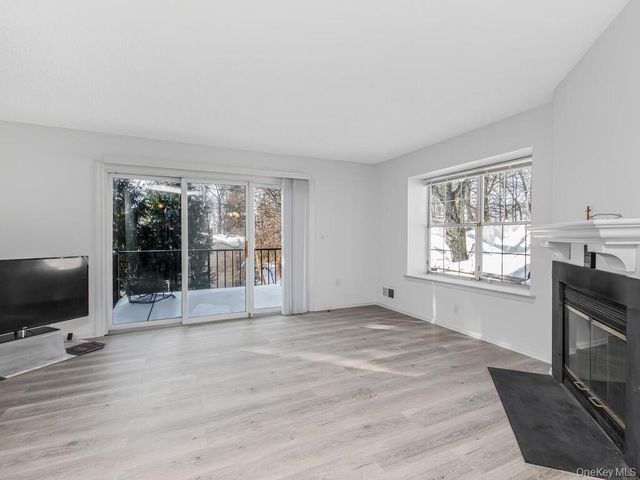 31 Winchester Avenue, Peekskill, NY 10566