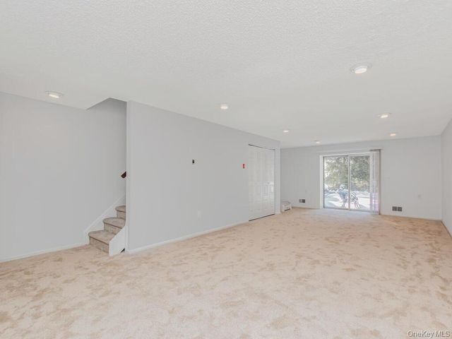 31 Winchester Avenue, Peekskill, NY 10566