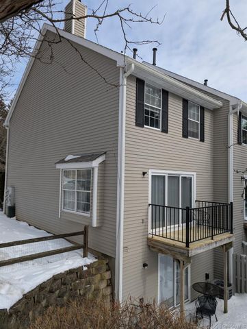 31 Winchester Avenue, Peekskill, NY 10566