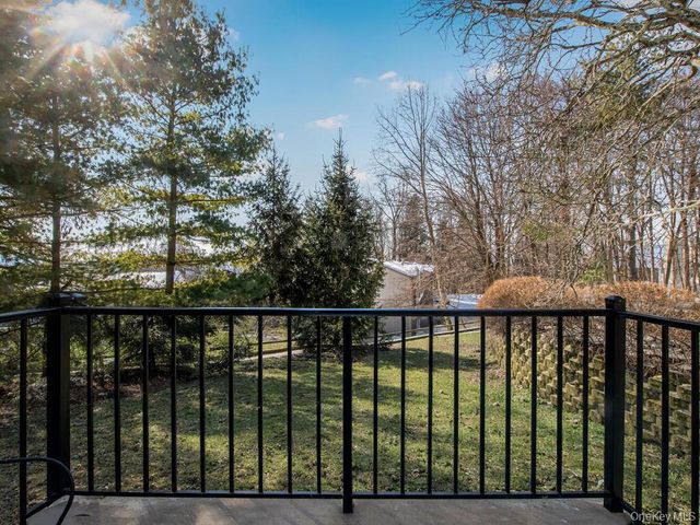 31 Winchester Avenue, Peekskill, NY 10566