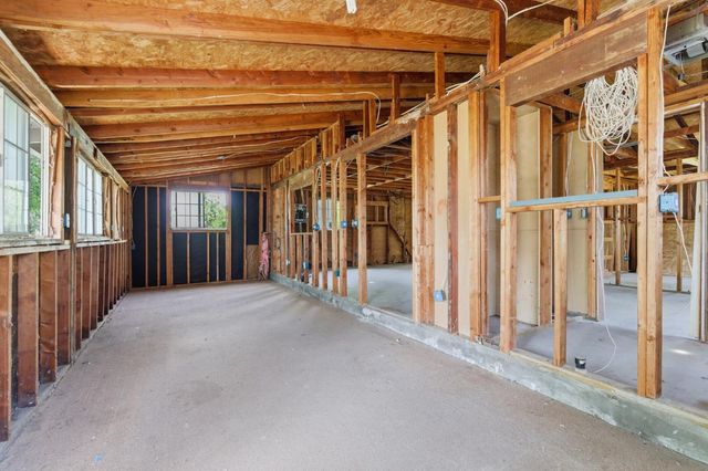 8818 Grant Line Rd, Elk Grove, CA 95624