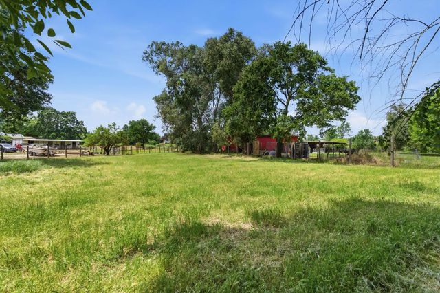 8818 Grant Line Rd, Elk Grove, CA 95624