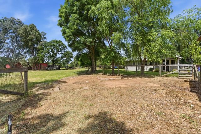 8818 Grant Line Rd, Elk Grove, CA 95624