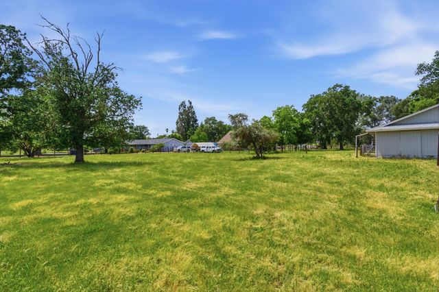 8818 Grant Line Rd, Elk Grove, CA 95624