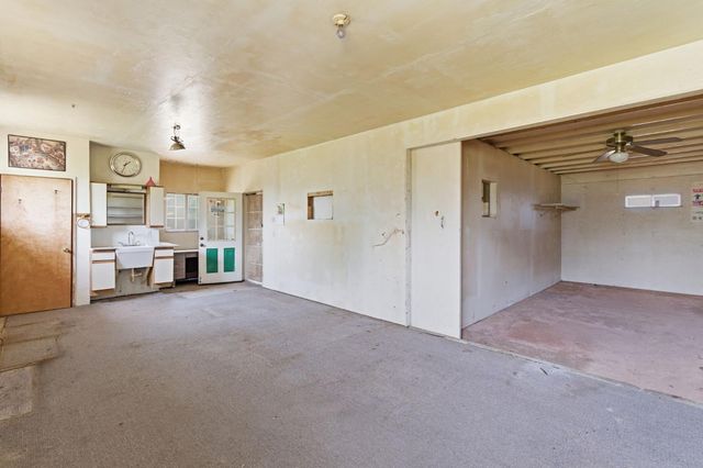 8818 Grant Line Rd, Elk Grove, CA 95624