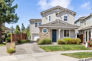 961 Hogwarts Cir, Petaluma, CA 94954